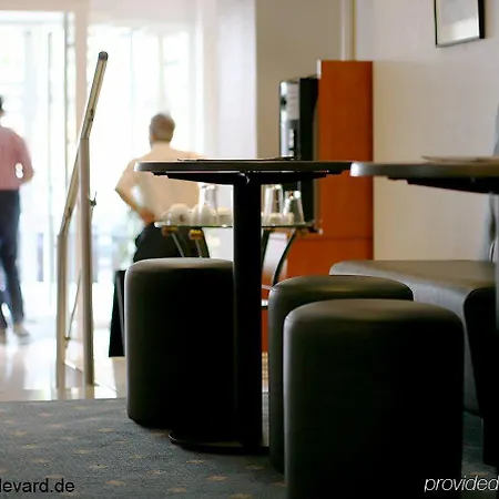Boulevard 3*