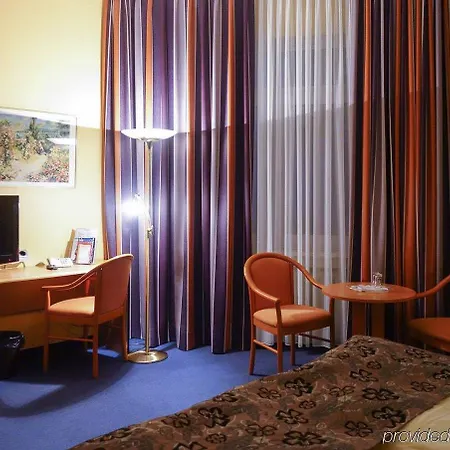 Boulevard 3*