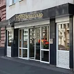 Boulevard 3*