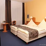 Boulevard Hotel