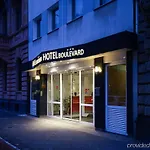Boulevard Hotel 3*