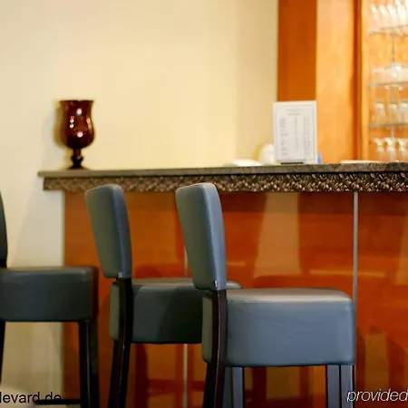 Boulevard Hotel Colónia