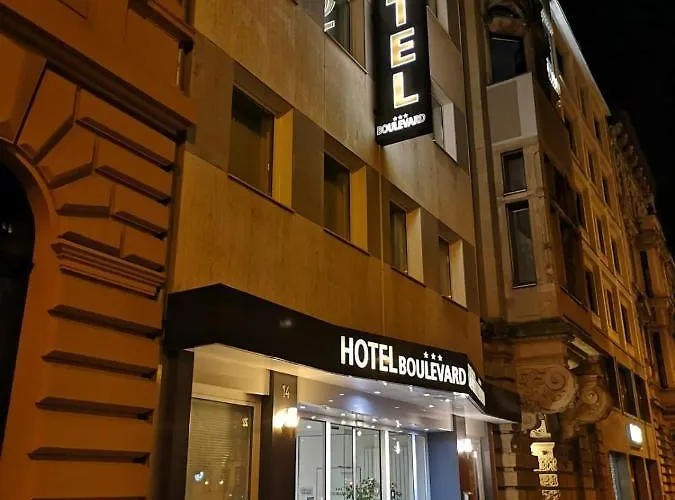 Boulevard Hotell
